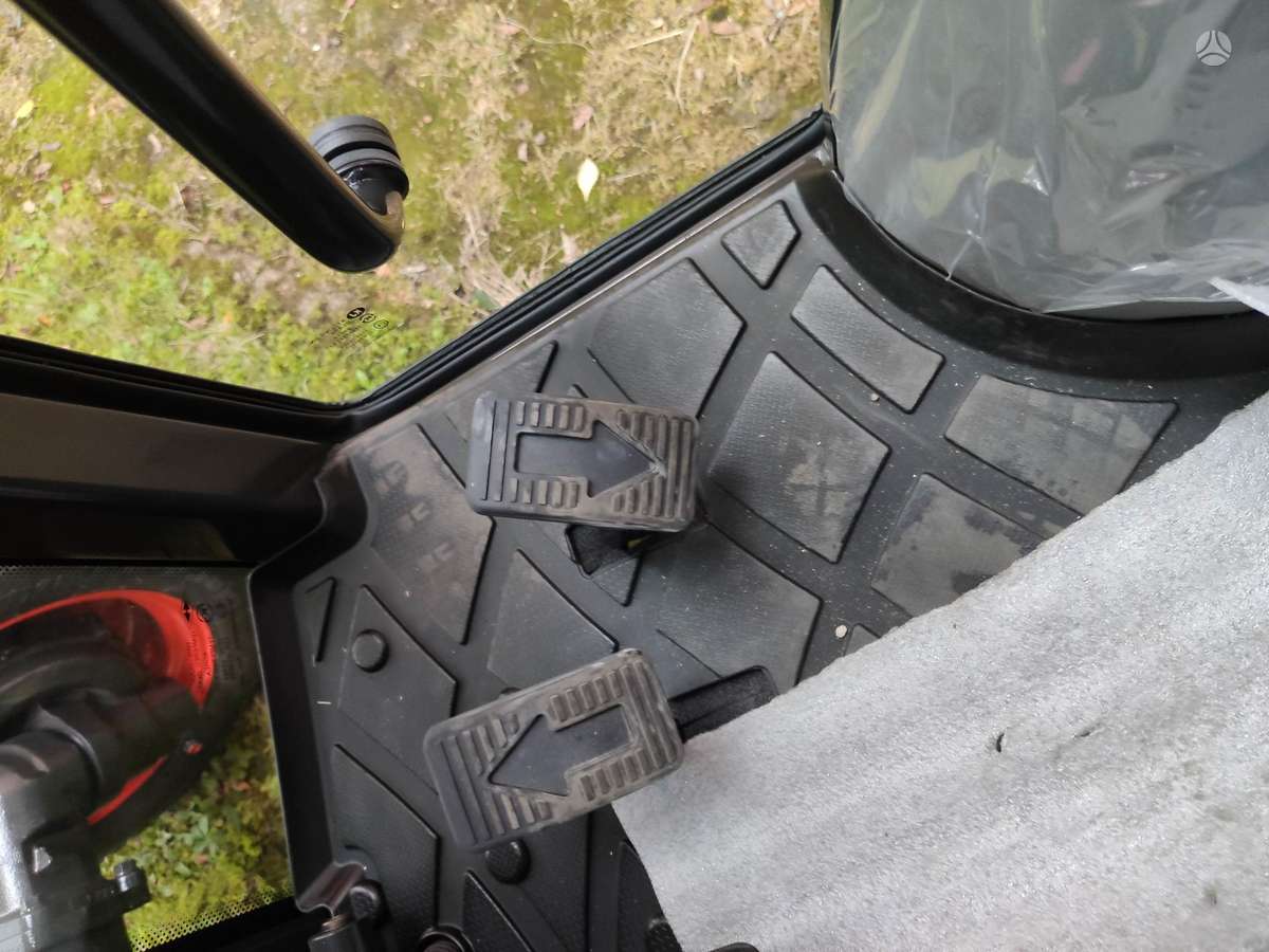 Kioti CK4030, traktori