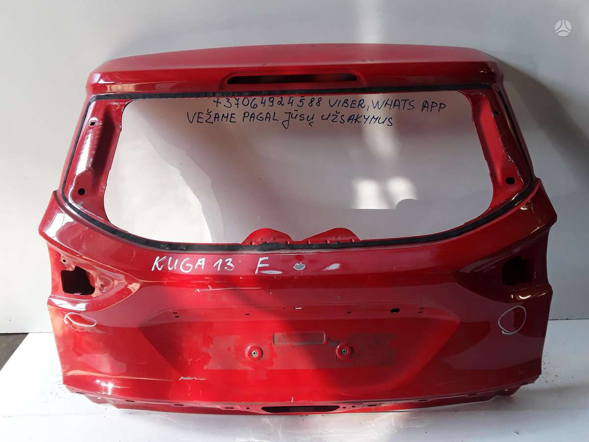 Ford Kuga dalimis