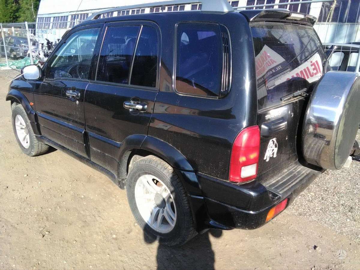 Suzuki Grand Vitara Dalimis variklio defektas