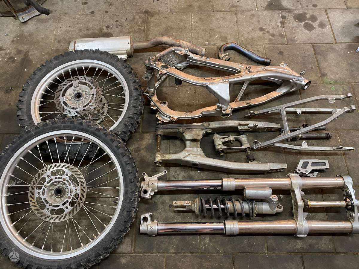 Kawasaki KXF, krosiniai