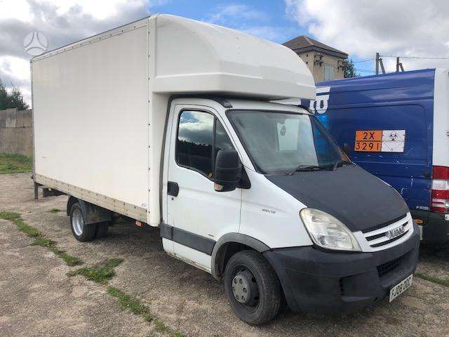 Iveco Daily, cargo vans