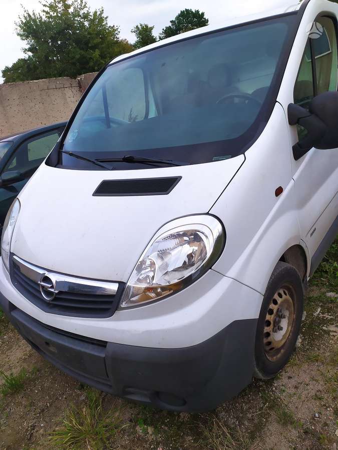 Opel Vivaro, preču