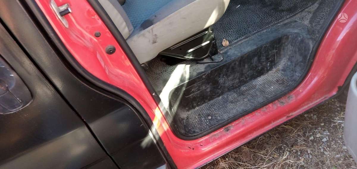 Renault TRAFIC, preču