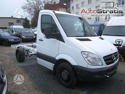 Mercedes-Benz Sprinter, passenger vans
