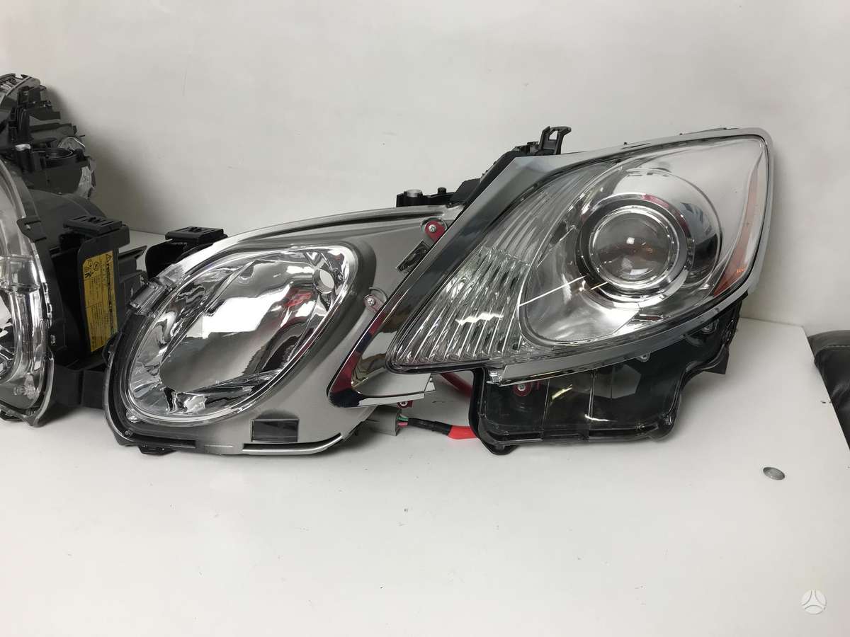 Lexus GS klasė lights
