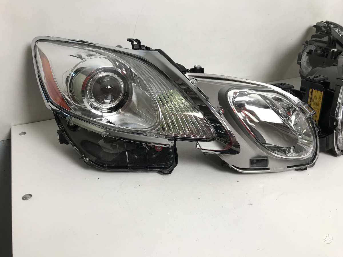 Lexus GS klasė lights