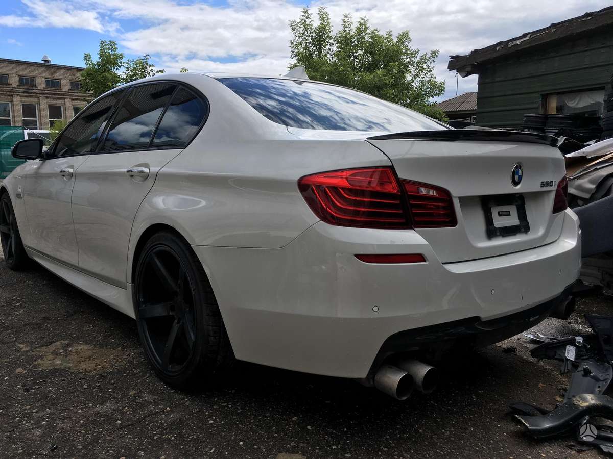 BMW 550 Nera priekio ir variklio