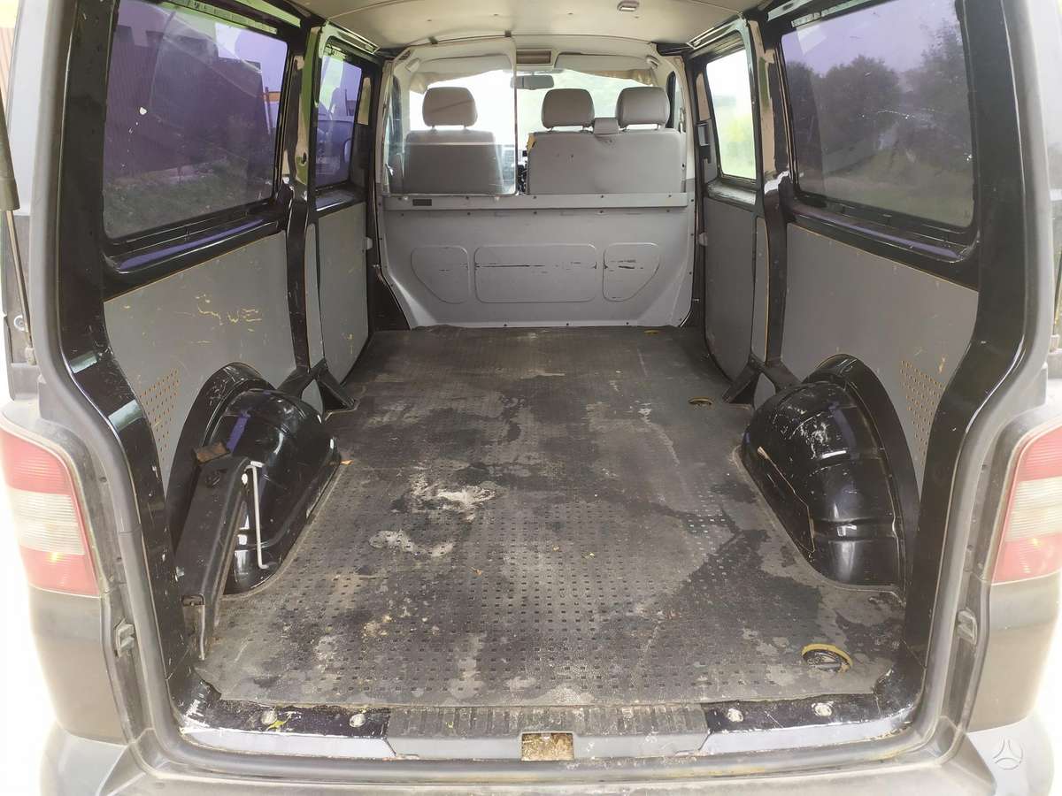 Volkswagen Transporter, preču