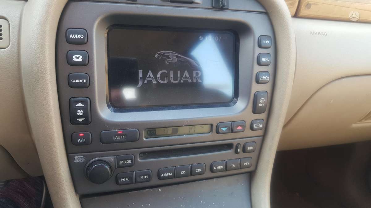 Jaguar X-Type