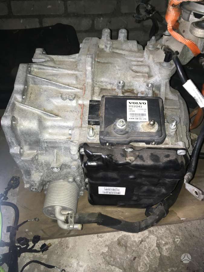 Volvo S60, AISIN AW: TG-81SC, pavarų dėžė