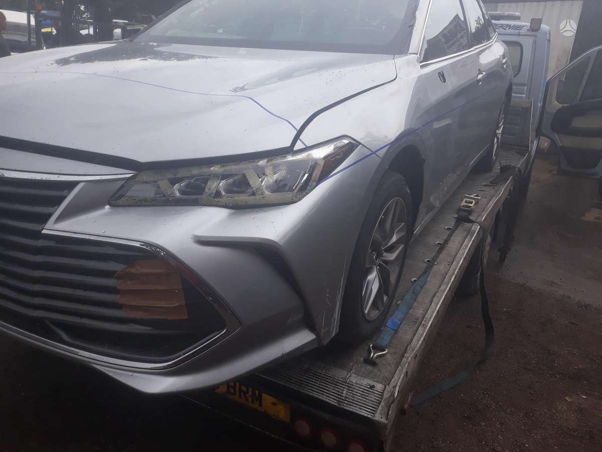 Toyota Avalon