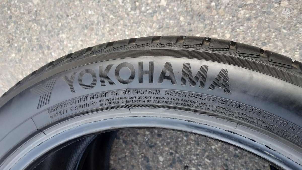 Yokohama, winter 235/45 R19