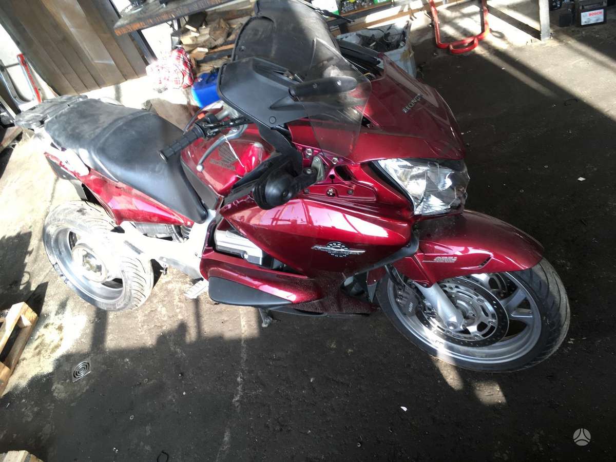 Honda ST, touring / sport touring