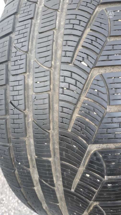 Pirelli, winter 225/45 R18
