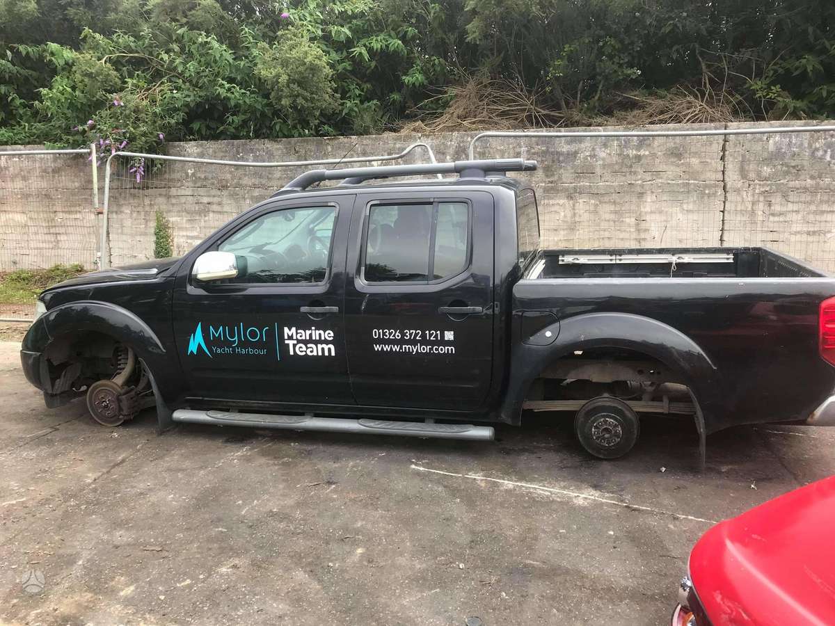 Nissan Navara