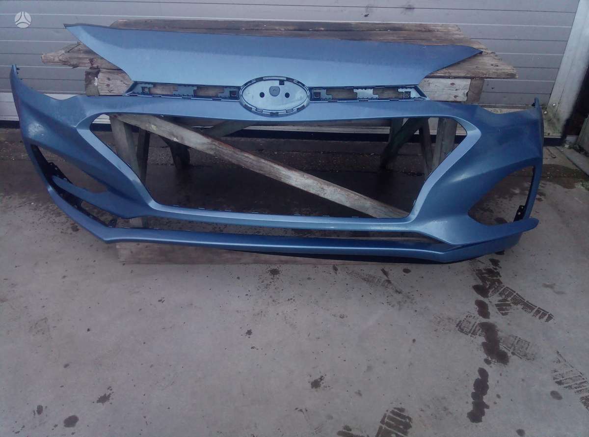 Hyundai i20 kėbulo dalys