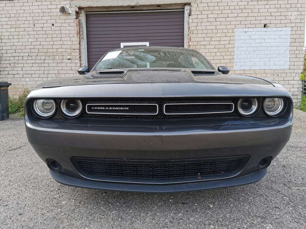 Dodge Challenger