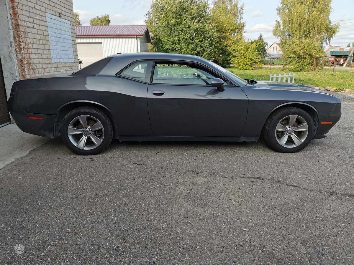 Dodge Challenger