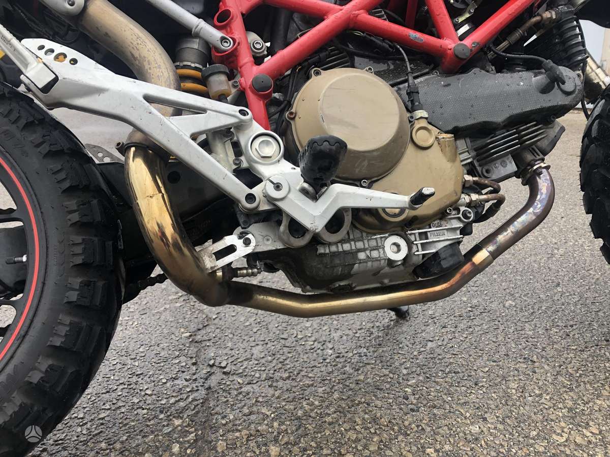 Ducati Hypermotard, supermoto