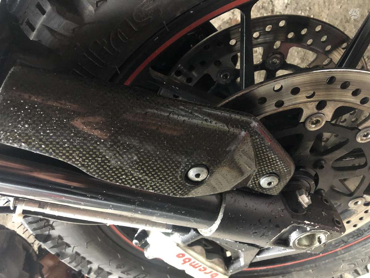 Ducati Hypermotard, supermoto