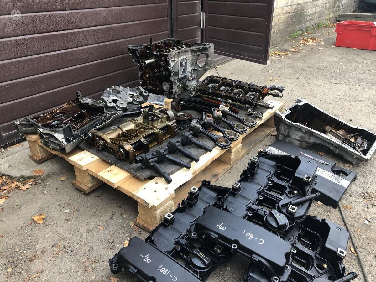 Mercedes-Benz C180