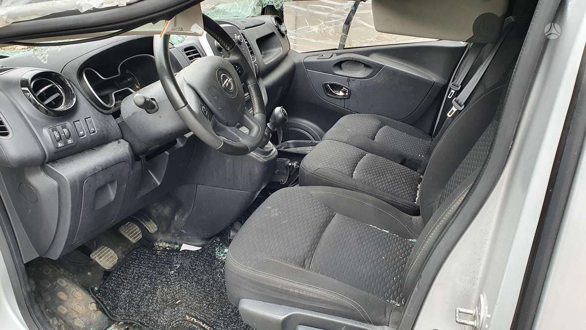 Opel Vivaro Biturbo 140ag