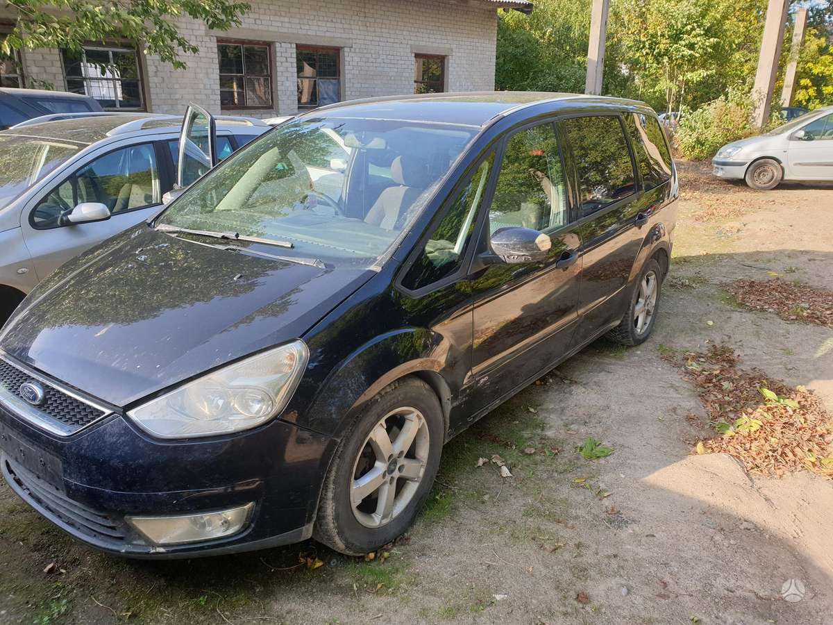 Ford Galaxy по частям