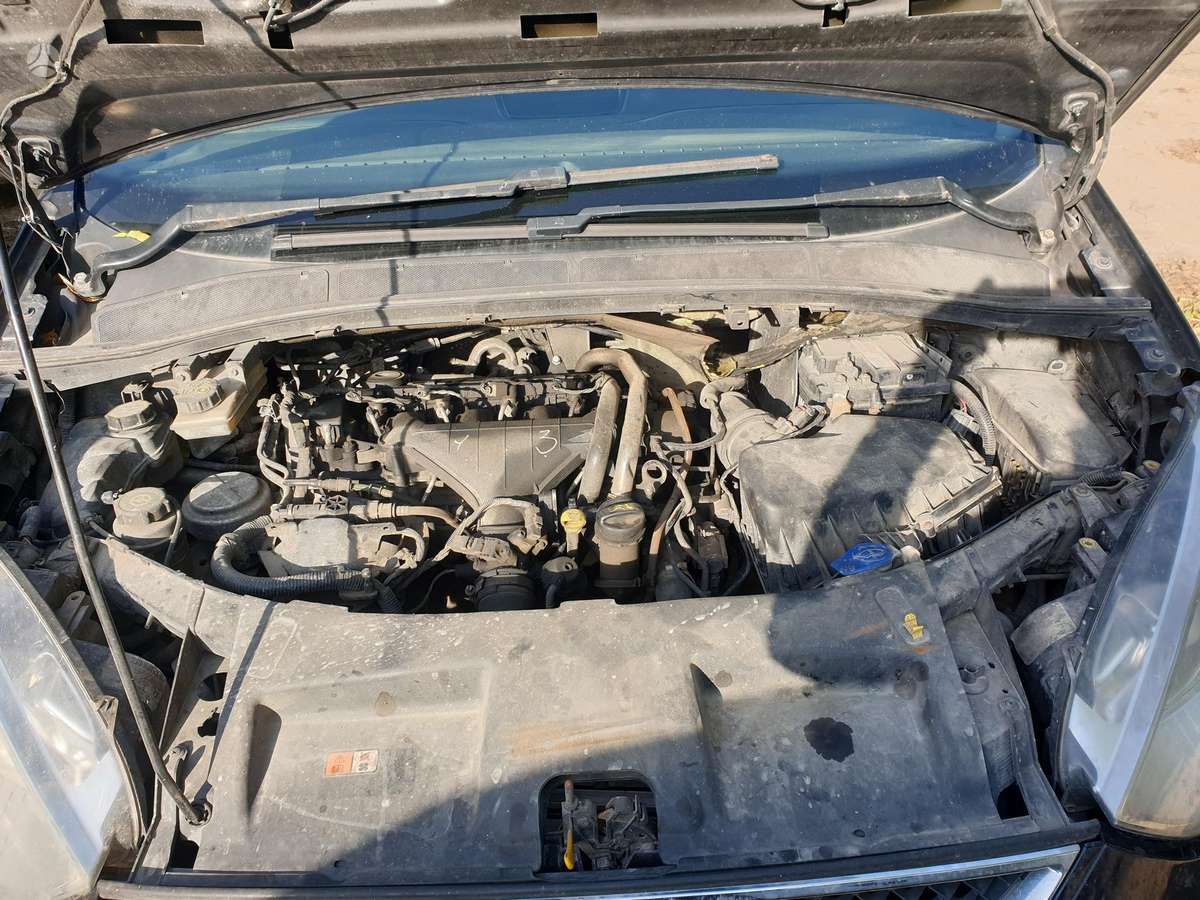 Ford Galaxy по частям