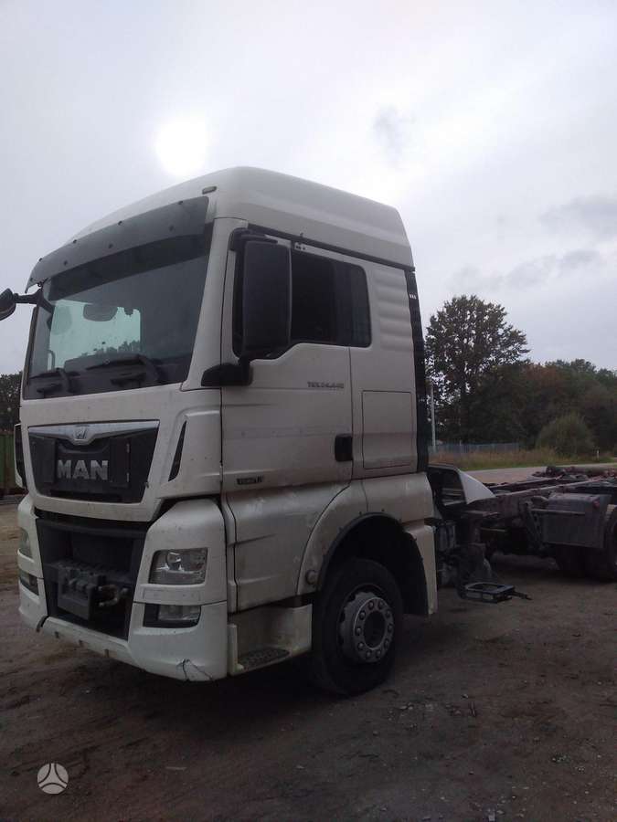 MAN E6   1844 dalimis, грузовики