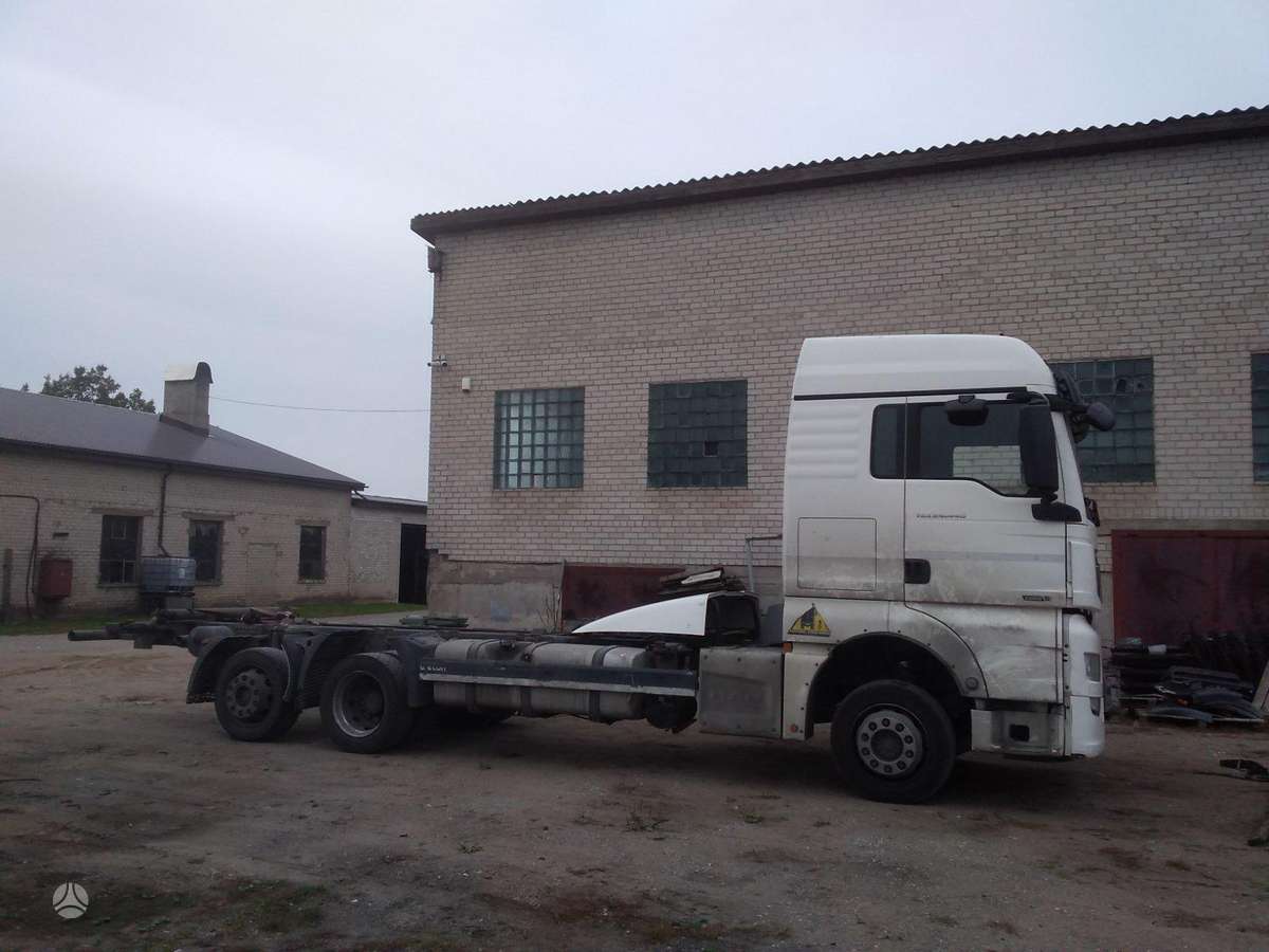 MAN E6   1844 dalimis, sunkvežimiai