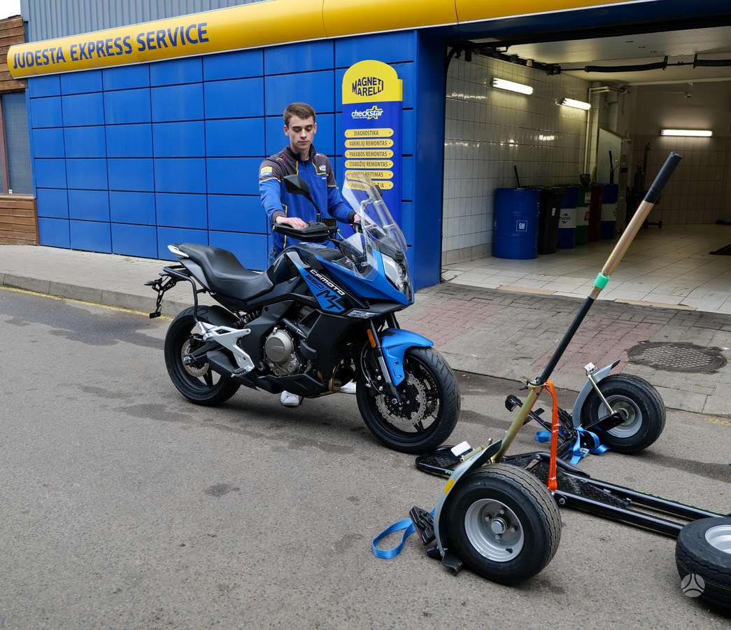 -Kita- FOR-ONE, motorcycle