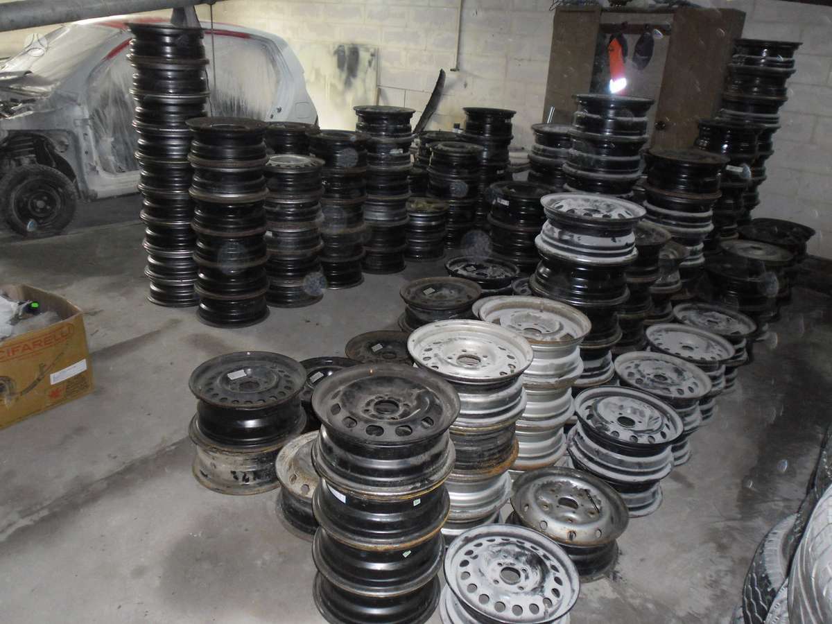 Bridgestone, all-season 185/65 R15