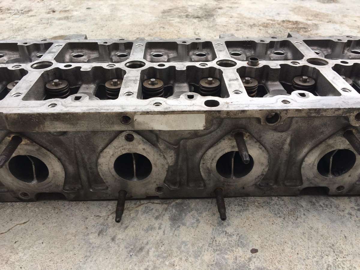 BMW X6, 7800003, variklio detalės