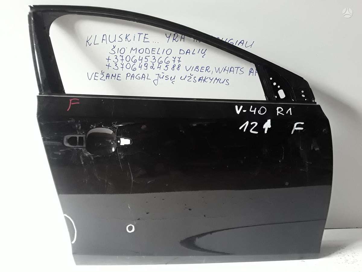 Volvo V40 Cross Country dalimis