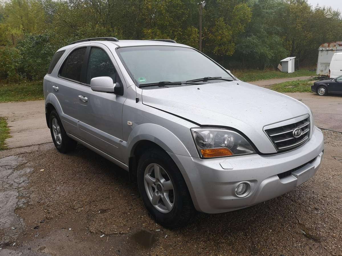 Kia Sorento по частям