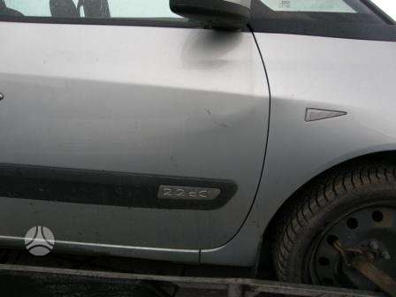 Renault Espace Masina dalimis