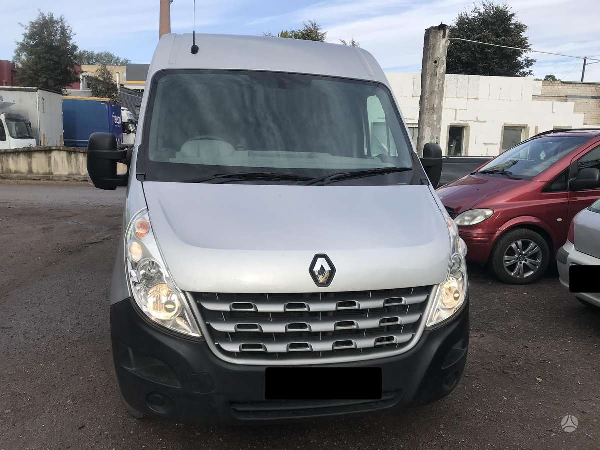 Renault MASTER, preču