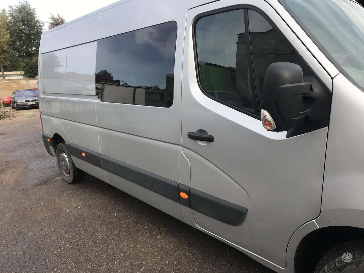 Renault MASTER, preču