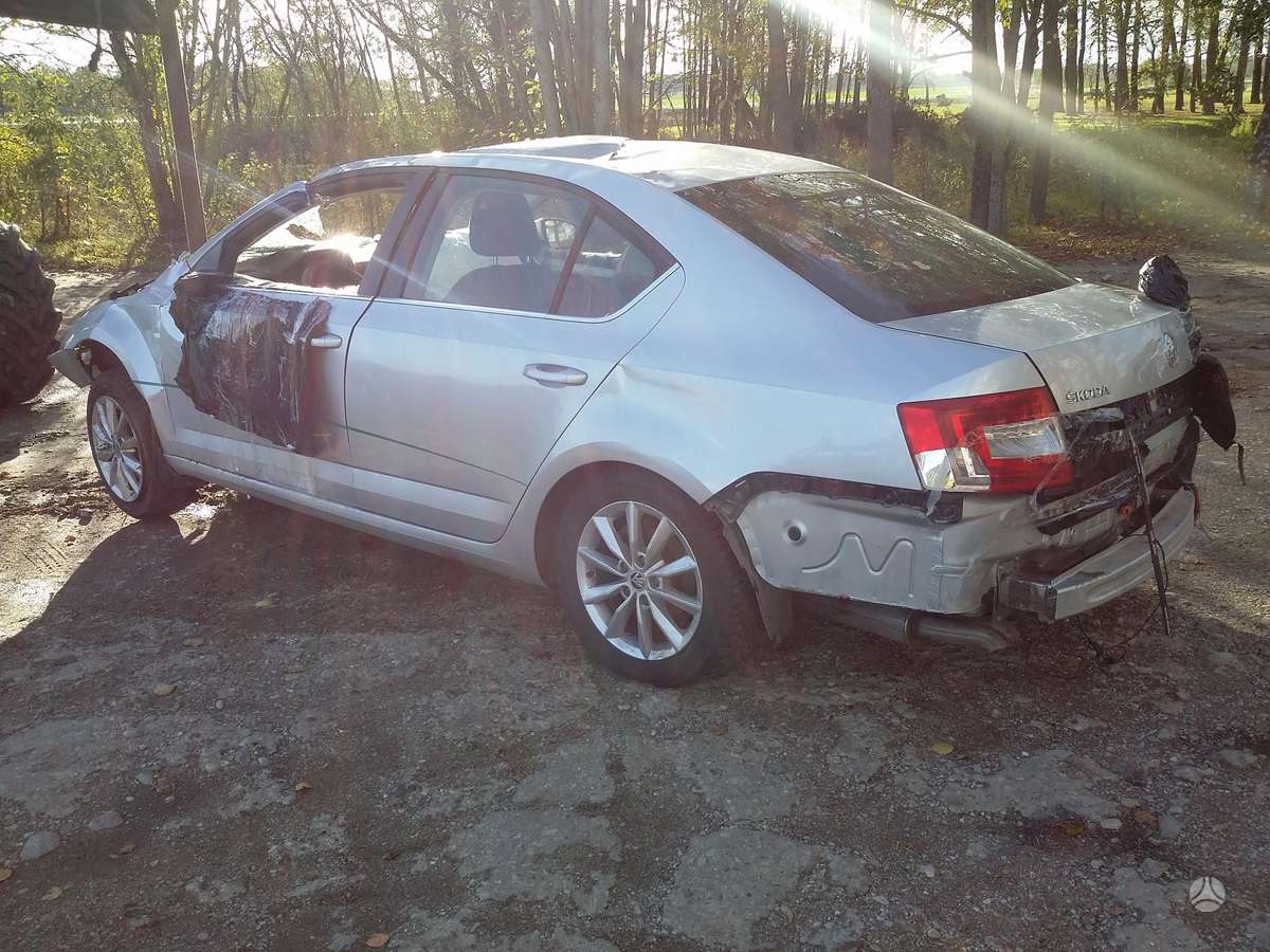 Skoda Octavia rezerves daļās