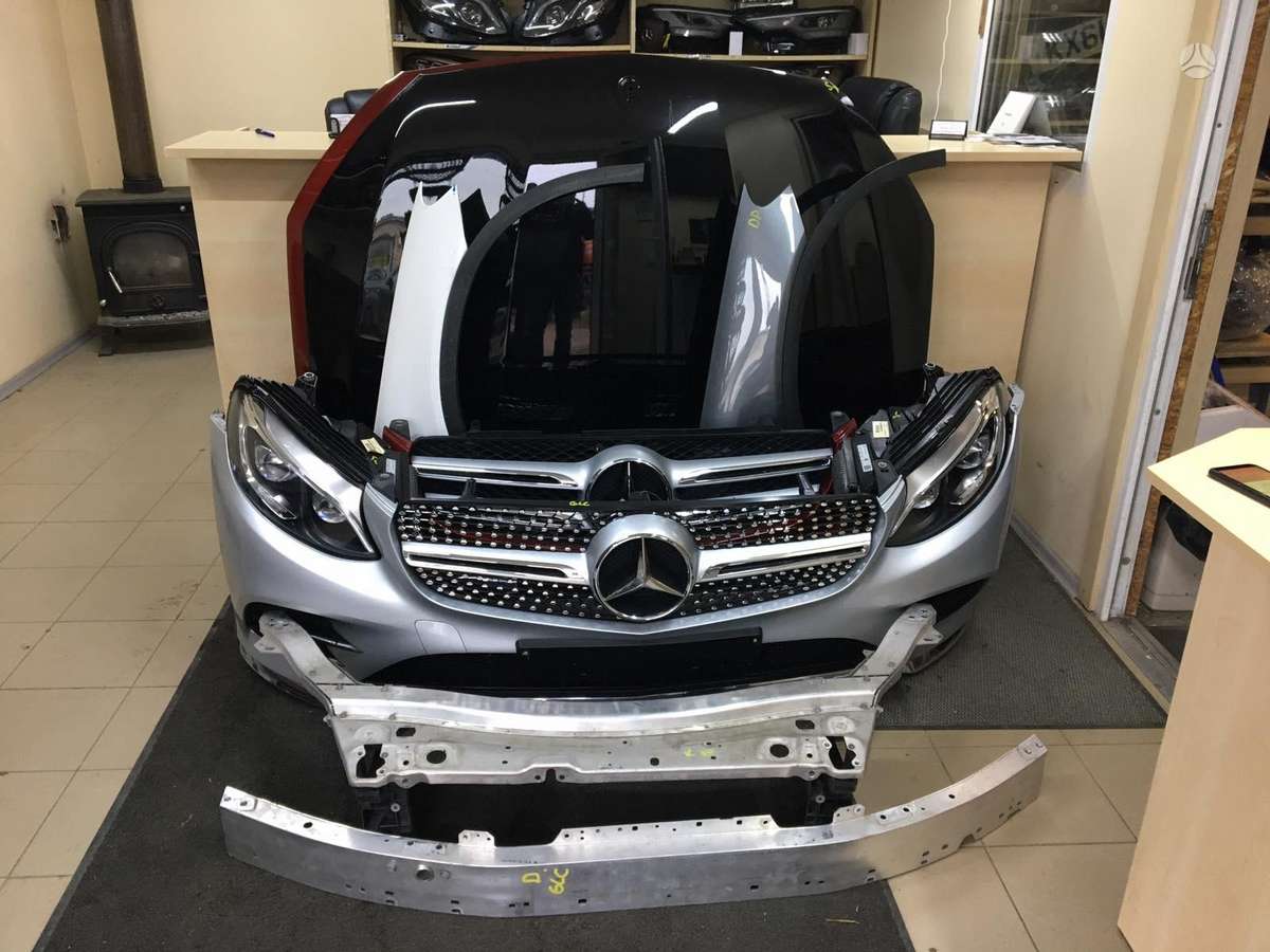 Mercedes-Benz GLC klasė Atvežame dalis į jums patogią vietą kaune