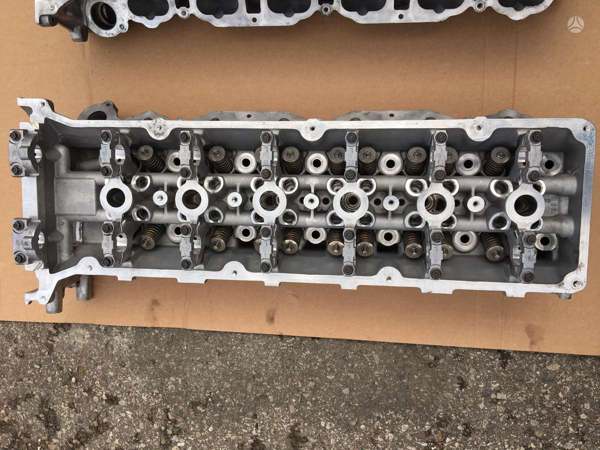 Aston Martin DB9, RF-4G4E-6090, cylinder head