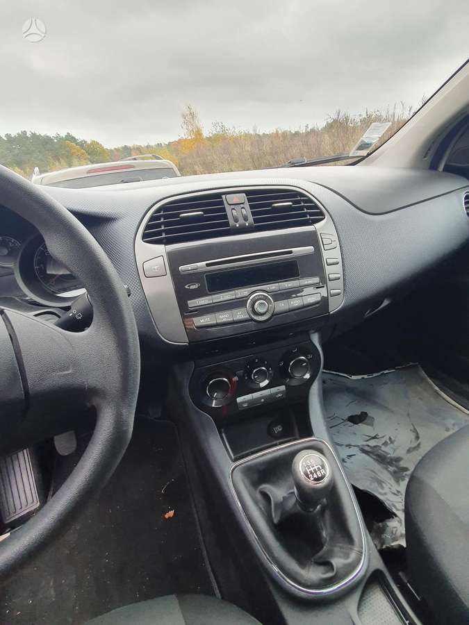Fiat Bravo dalimis