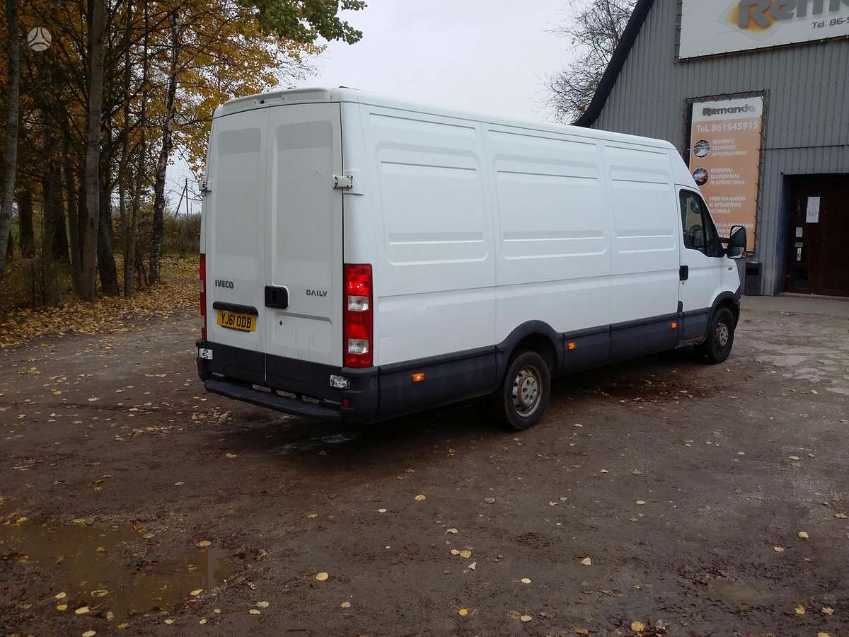 Iveco 35S13, cargo vans