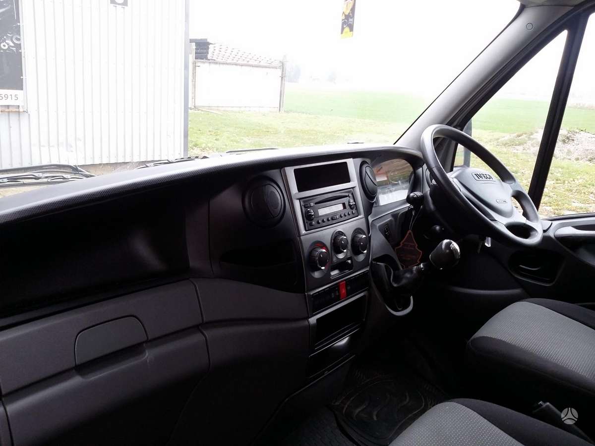Iveco 35S13, cargo vans