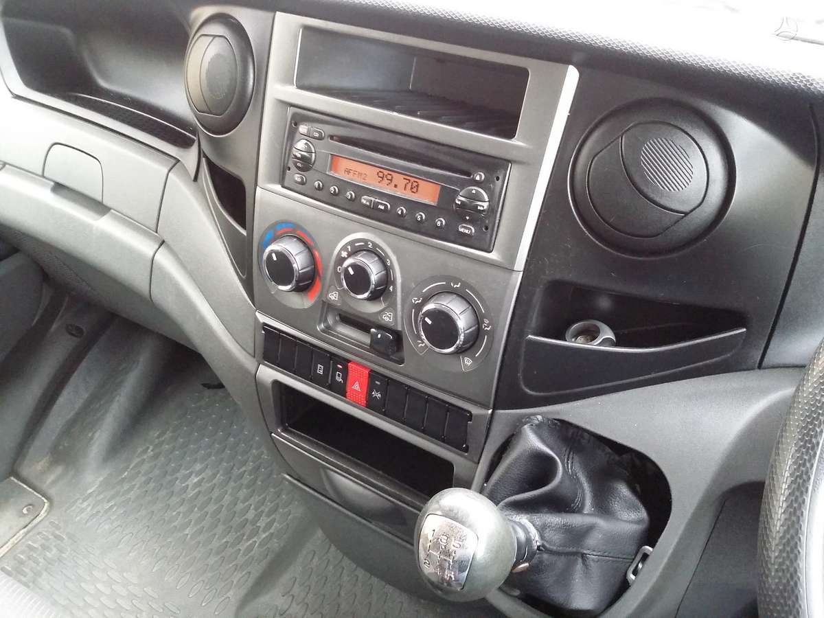 Iveco 35S13, cargo vans