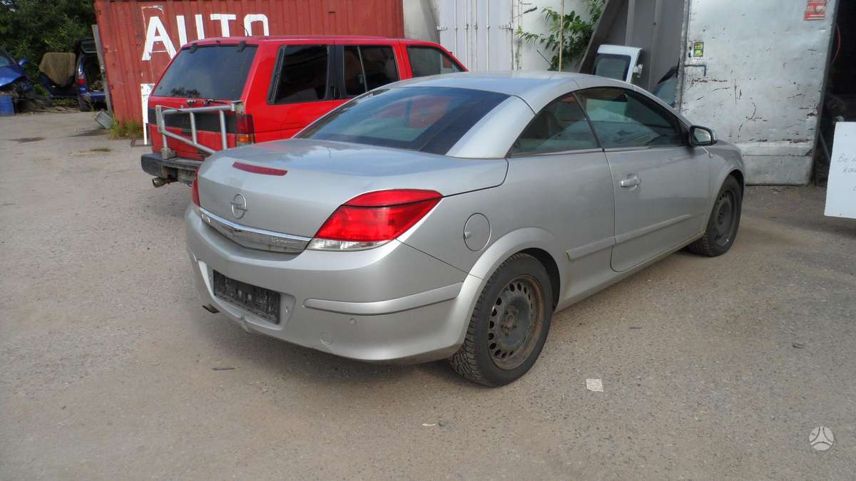 Opel Astra for parts