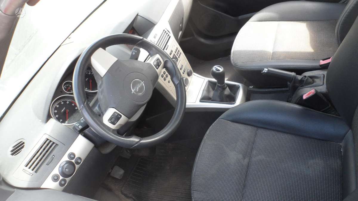 Opel Astra по частям