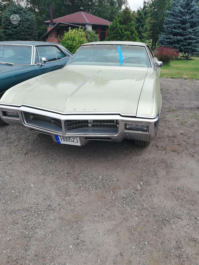 Oldsmobile Toronado стёкла