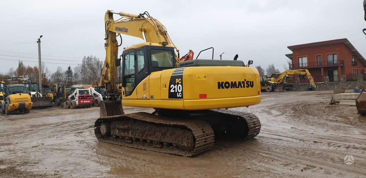 Komatsu PC210LC-7, ekskavatori