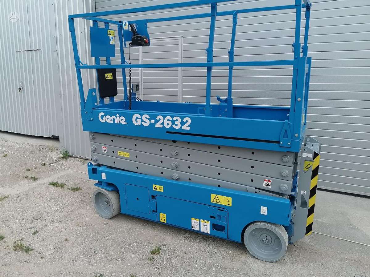 Genie 2632, scissor lift